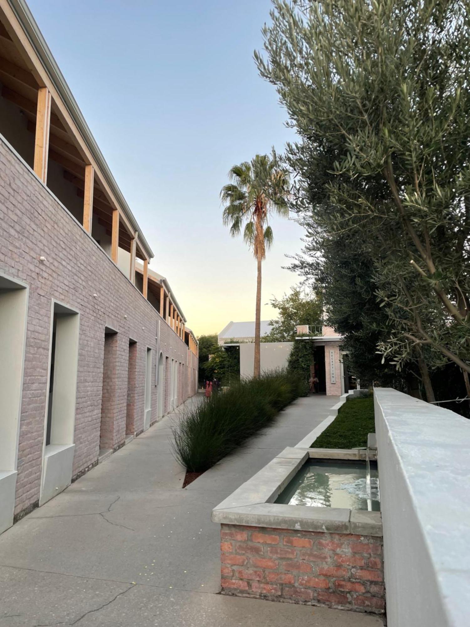 The Windhoek Luxury Suites מראה חיצוני תמונה