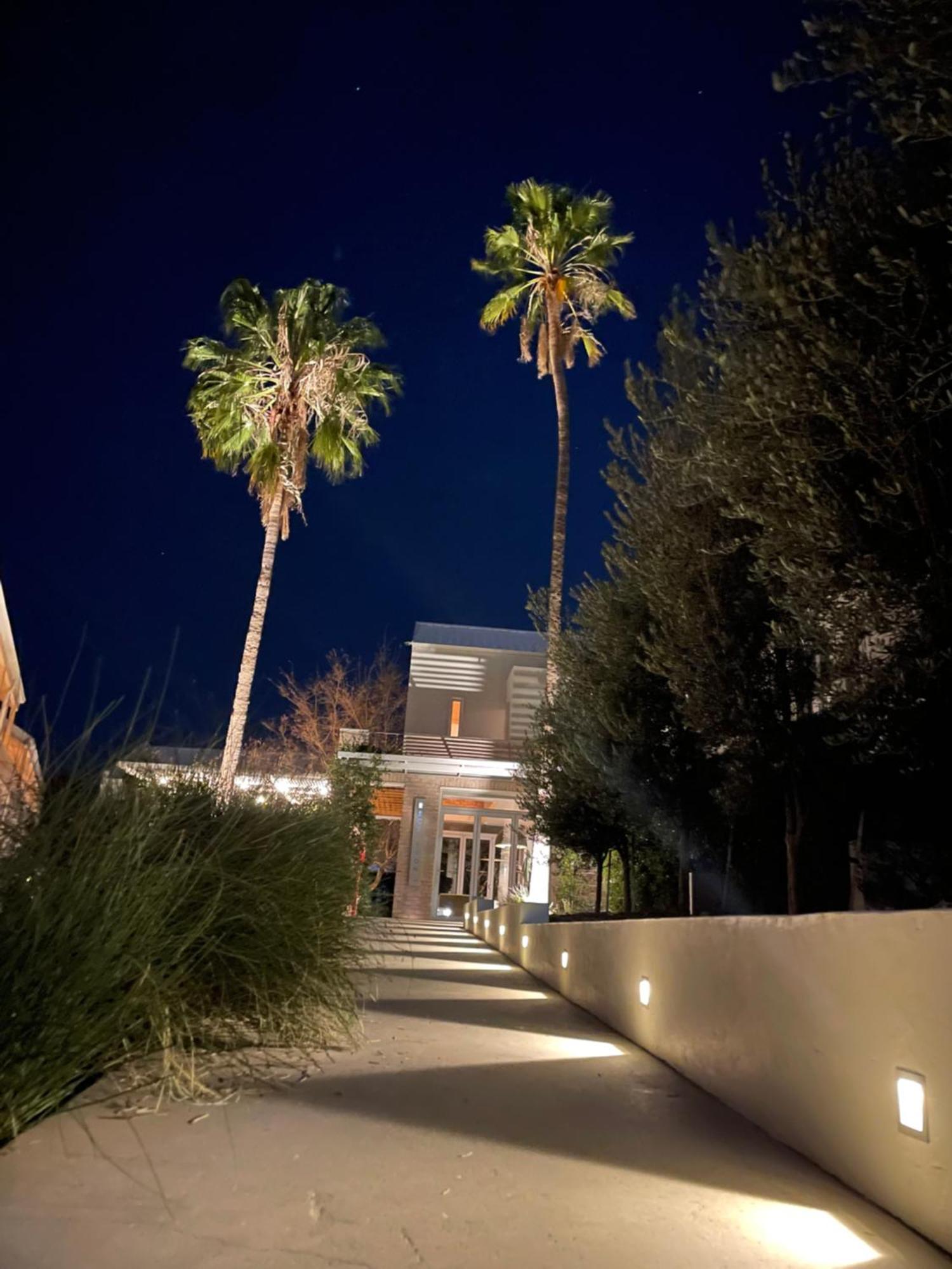 The Windhoek Luxury Suites מראה חיצוני תמונה